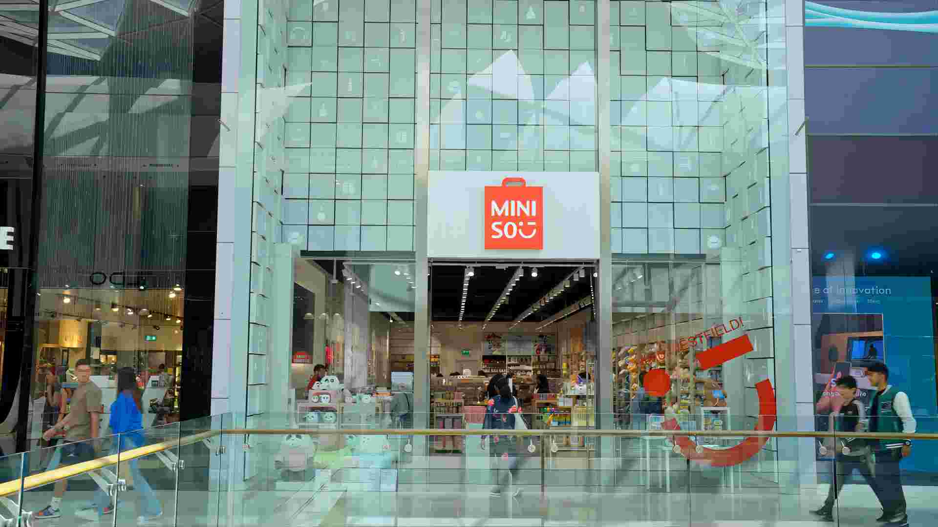 ロンドン MINISO オックスフォードストリート店の様子